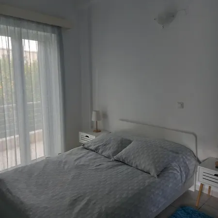 Konnie Seaside House 2 * Diakopto