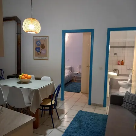 Konnie Seaside House 2 * Diakopto